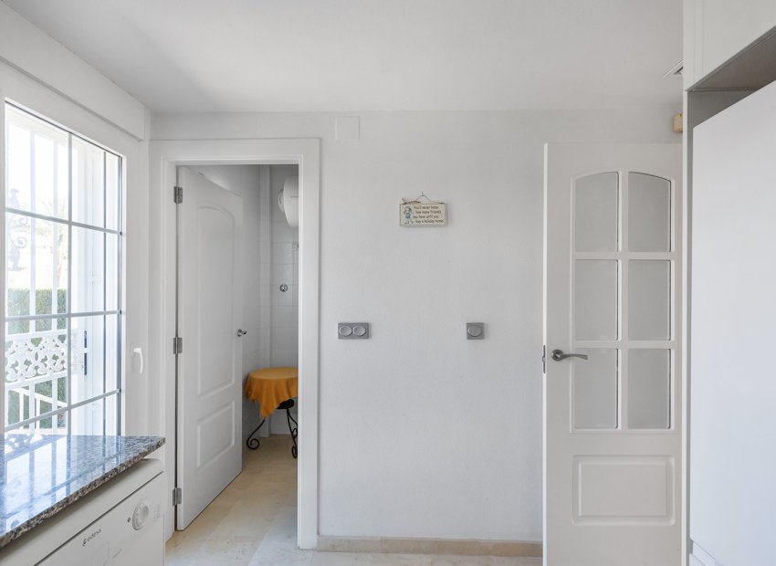 Herverkoop - Vrijstaande woning / Villa -
Guardamar del Segura - El Raso