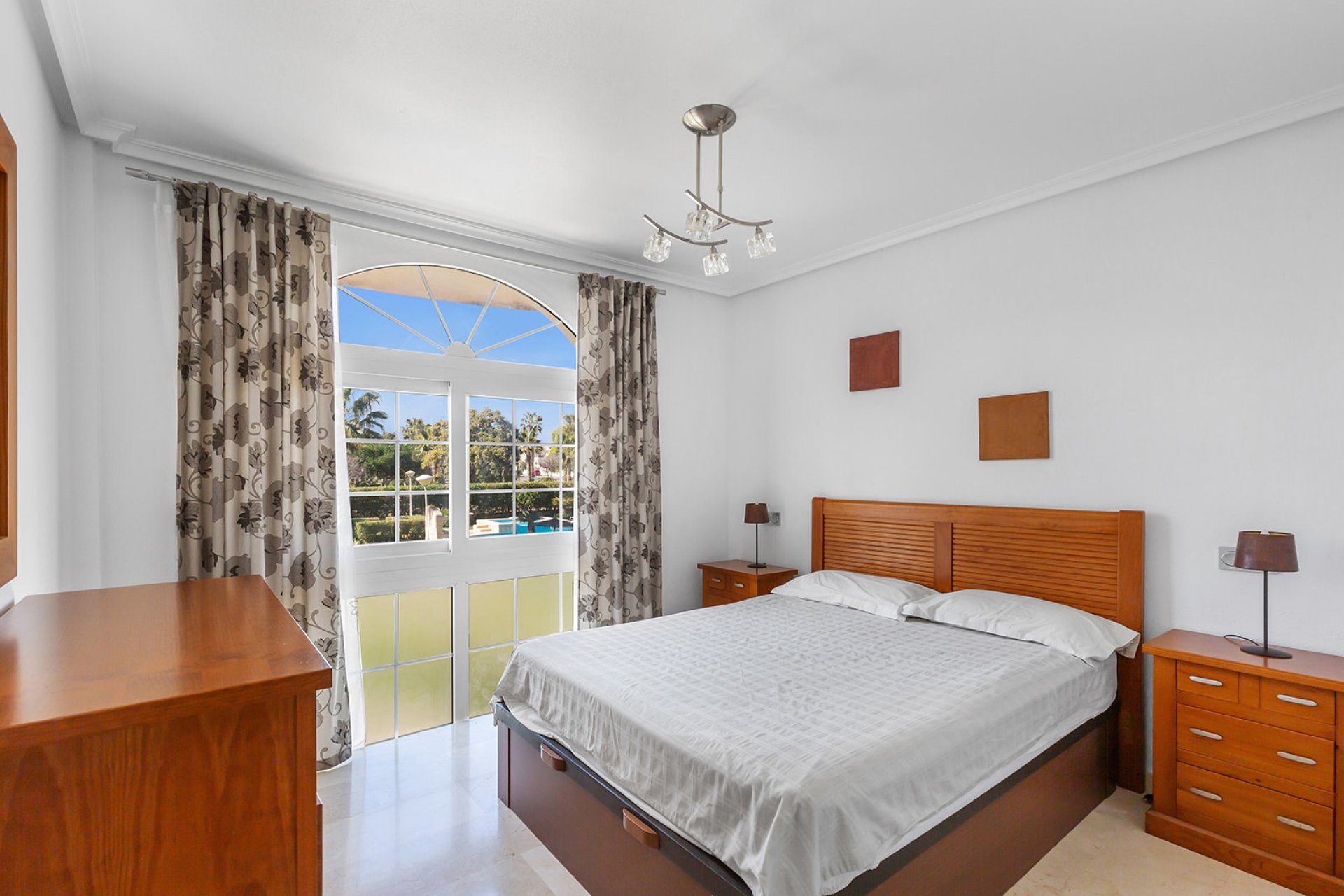 Herverkoop - Vrijstaande woning / Villa -
Guardamar del Segura - El Raso