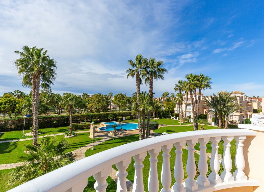 Herverkoop - Vrijstaande woning / Villa -
Guardamar del Segura - El Raso