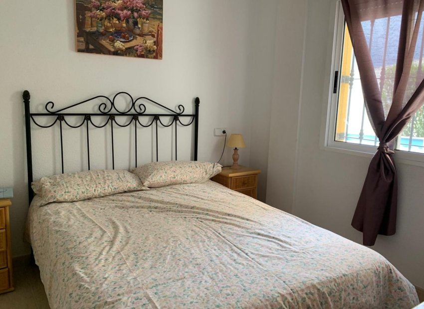 Herverkoop - Vrijstaande woning / Villa -
Guardamar del Segura - El Raso