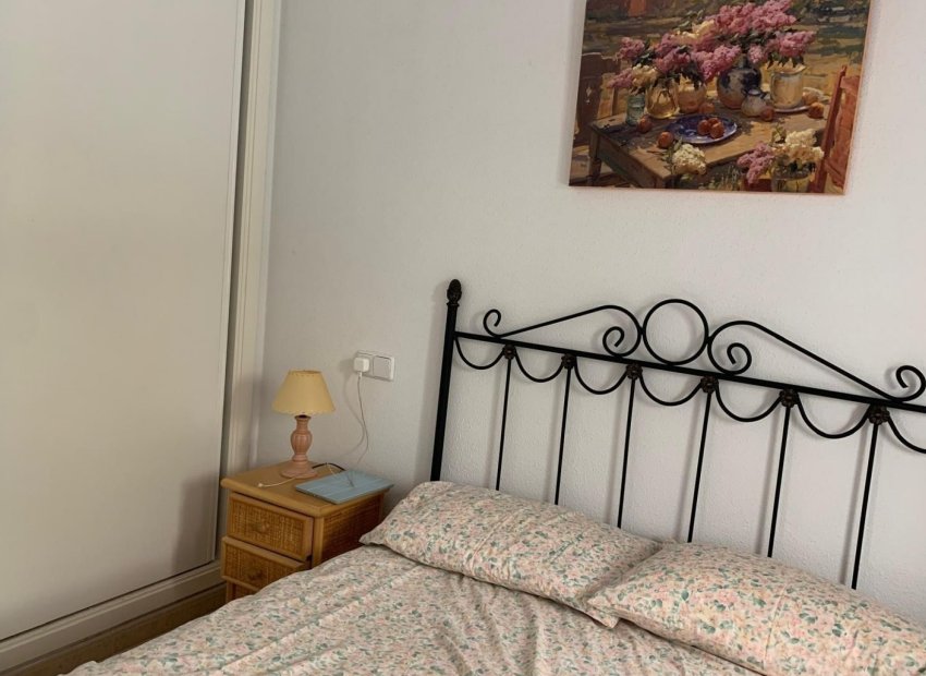 Herverkoop - Vrijstaande woning / Villa -
Guardamar del Segura - El Raso