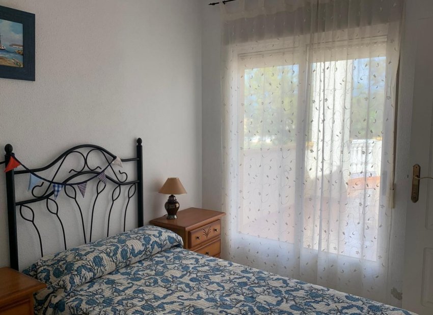 Herverkoop - Vrijstaande woning / Villa -
Guardamar del Segura - El Raso