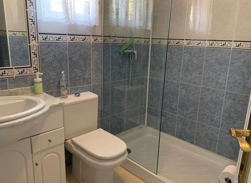 Herverkoop - Vrijstaande woning / Villa -
Guardamar del Segura - El Raso