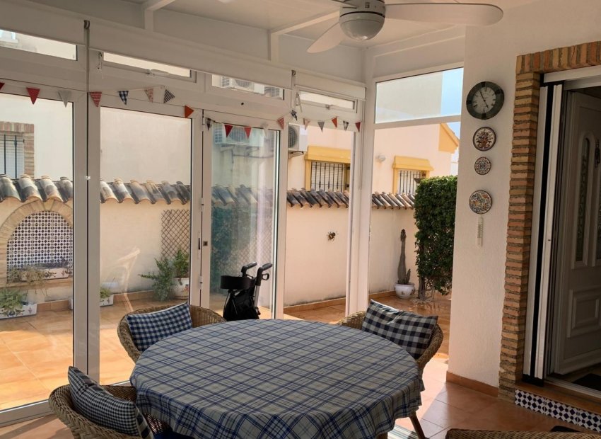 Herverkoop - Vrijstaande woning / Villa -
Guardamar del Segura - El Raso