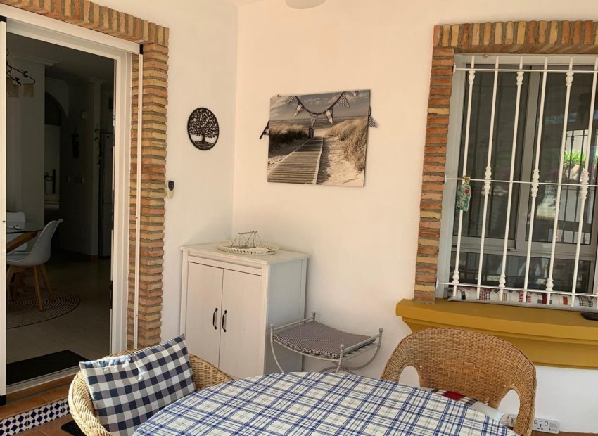 Herverkoop - Vrijstaande woning / Villa -
Guardamar del Segura - El Raso