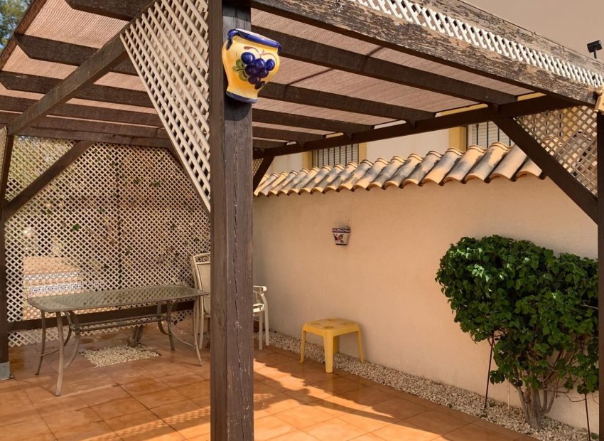 Herverkoop - Vrijstaande woning / Villa -
Guardamar del Segura - El Raso