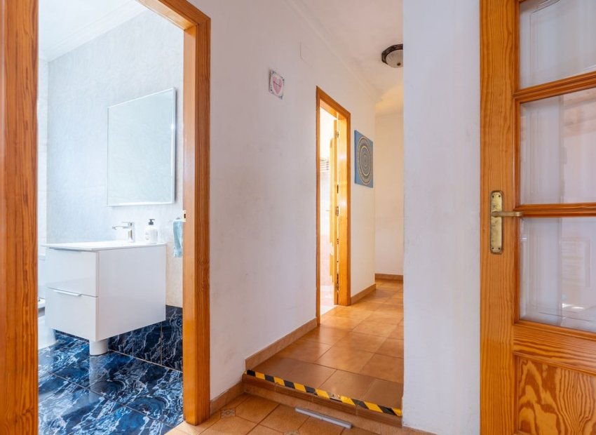 Herverkoop - Vrijstaande woning / Villa -
Hondón de las Nieves