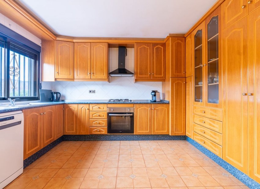 Herverkoop - Vrijstaande woning / Villa -
Hondón de las Nieves