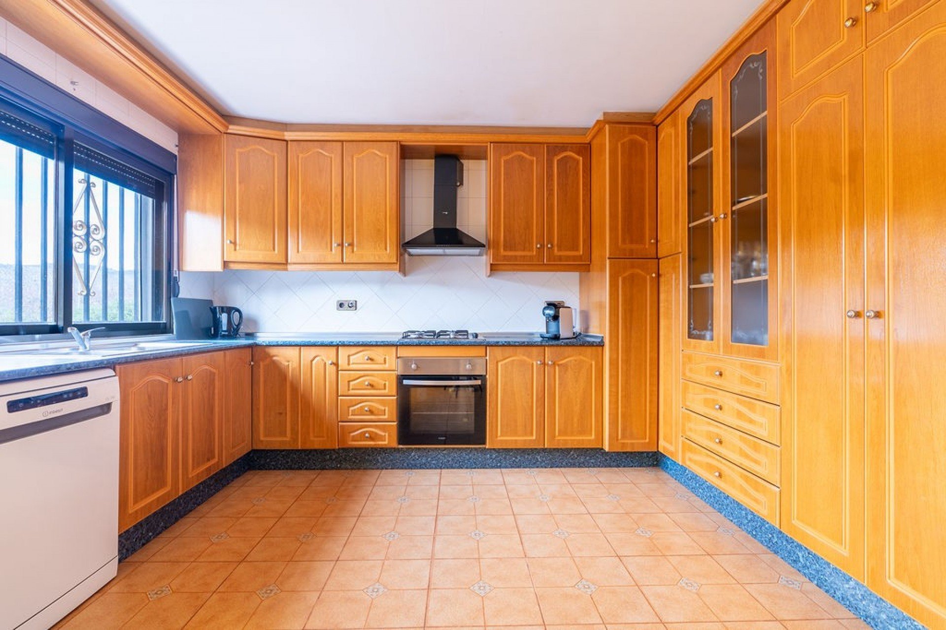 Herverkoop - Vrijstaande woning / Villa -
Hondón de las Nieves