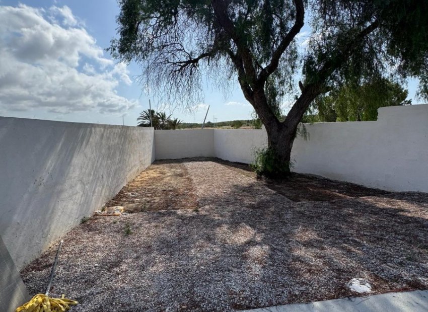 Herverkoop - Vrijstaande woning / Villa -
La Marina del Pinet - La Marina