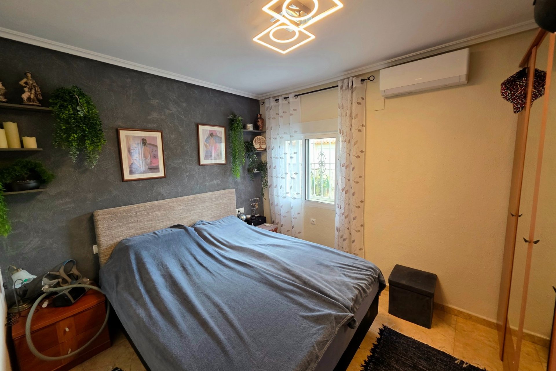 Herverkoop - Vrijstaande woning / Villa -
La Marina - La Marina Urb