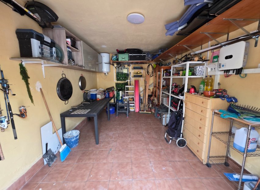 Herverkoop - Vrijstaande woning / Villa -
La Marina - La Marina Urb