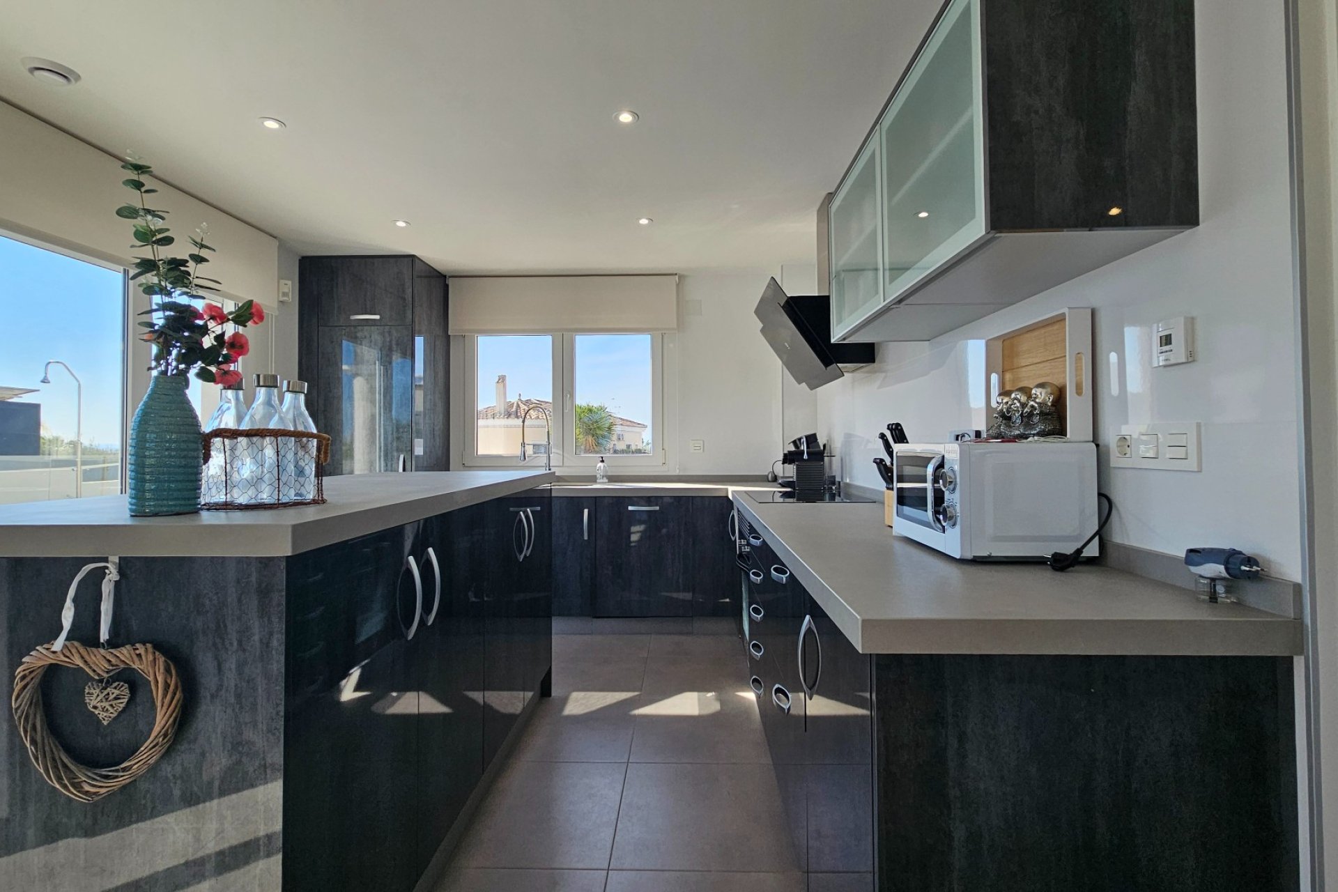 Herverkoop - Vrijstaande woning / Villa -
La Marina