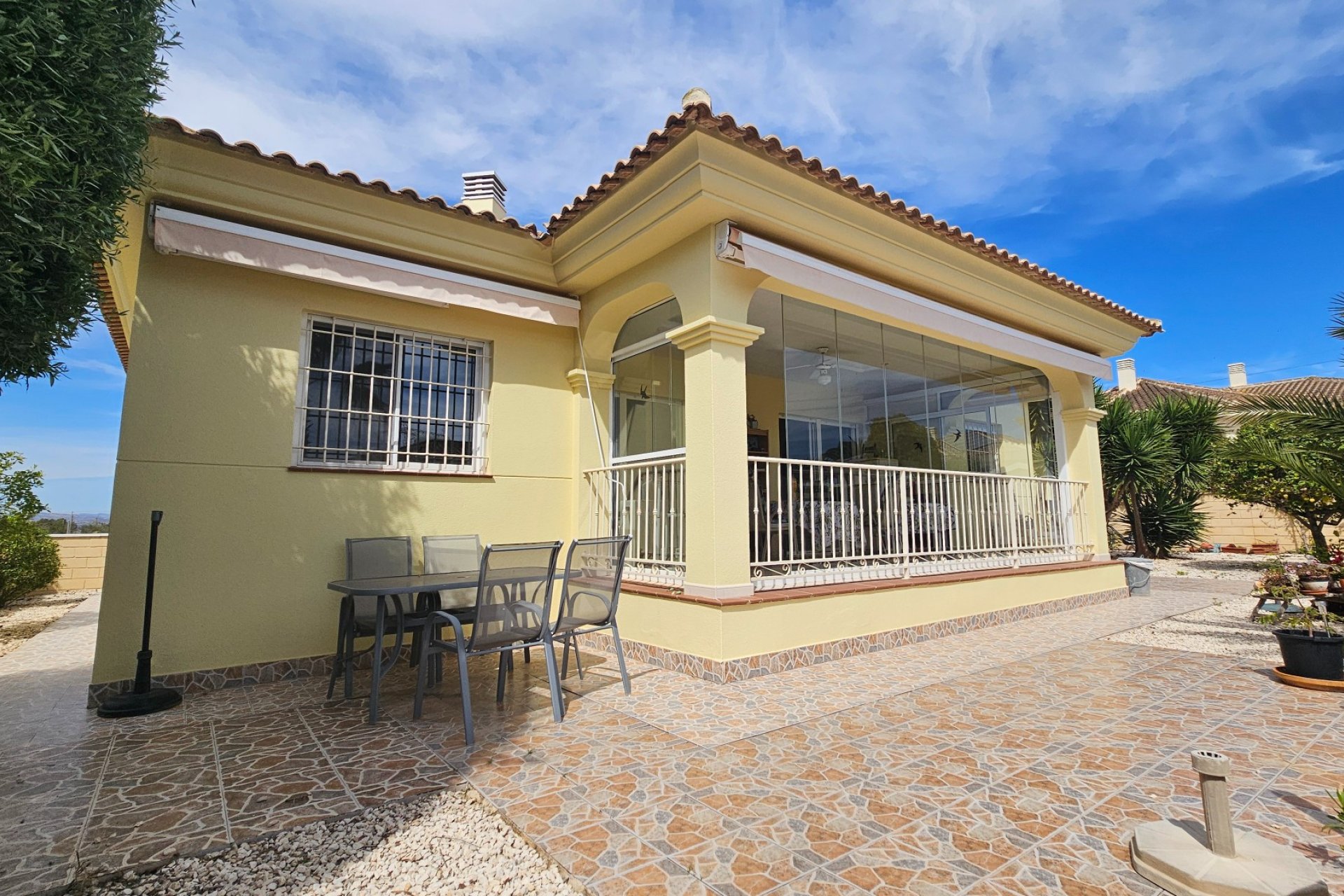 Herverkoop - Vrijstaande woning / Villa -
La Marina