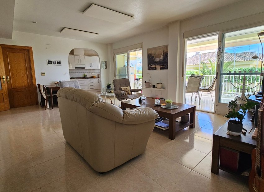 Herverkoop - Vrijstaande woning / Villa -
La Marina