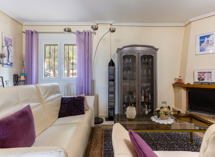 Herverkoop - Vrijstaande woning / Villa -
La Zarza