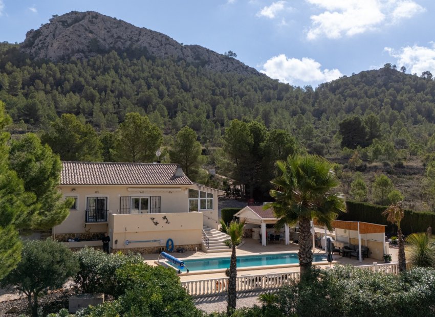Herverkoop - Vrijstaande woning / Villa -
La Zarza