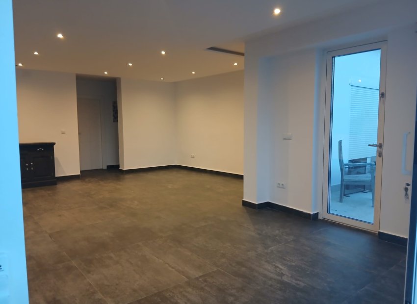 Herverkoop - Vrijstaande woning / Villa -
Lomas de Cabo Roig