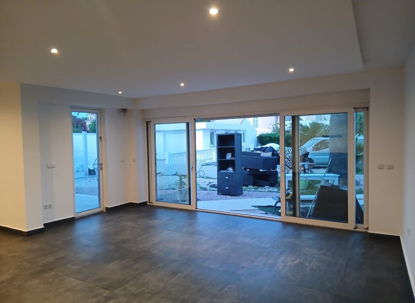 Herverkoop - Vrijstaande woning / Villa -
Lomas de Cabo Roig