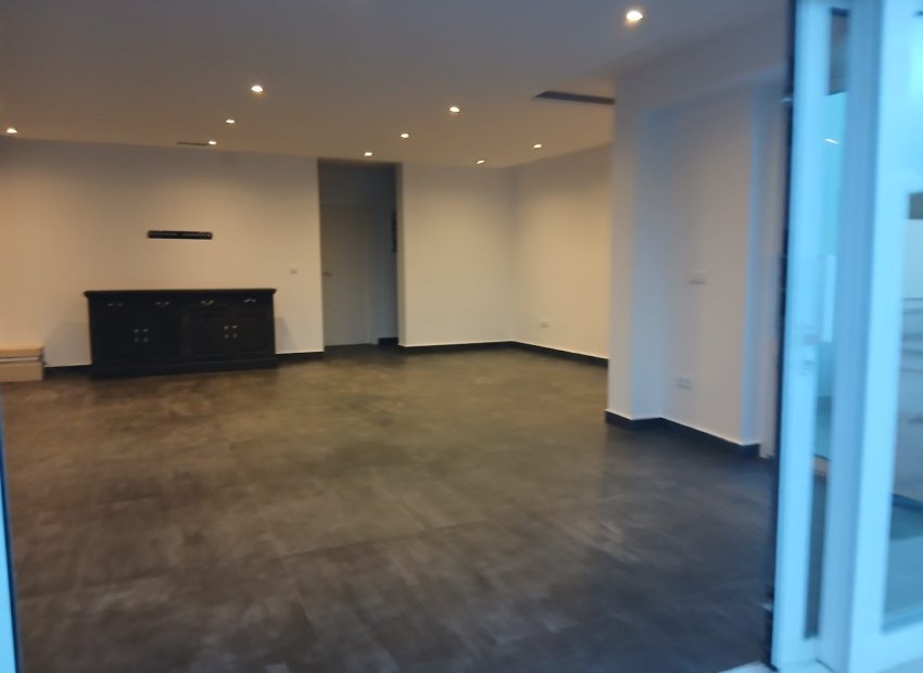 Herverkoop - Vrijstaande woning / Villa -
Lomas de Cabo Roig