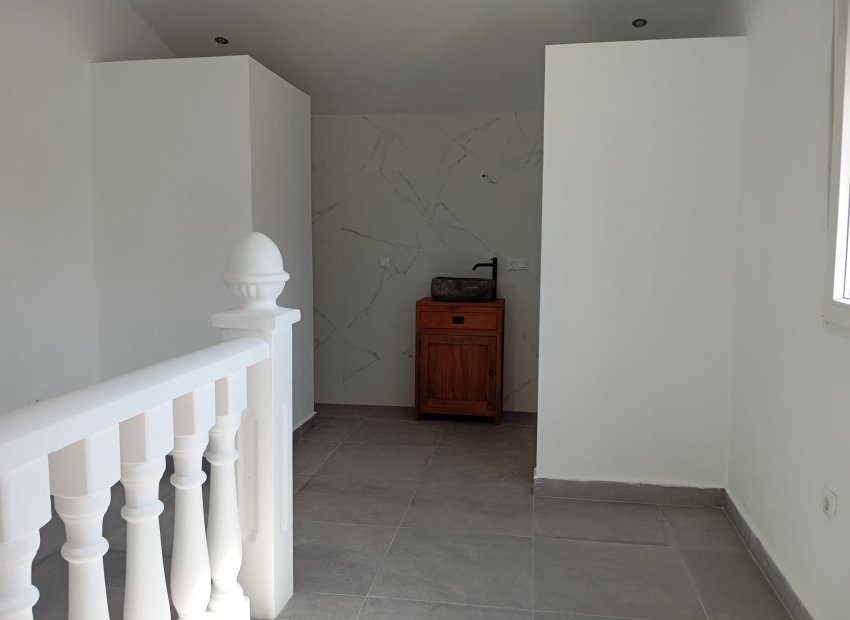 Herverkoop - Vrijstaande woning / Villa -
Lomas de Cabo Roig