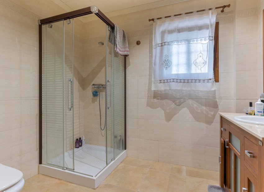 Herverkoop - Vrijstaande woning / Villa -
Los Montesinos - La Herrada