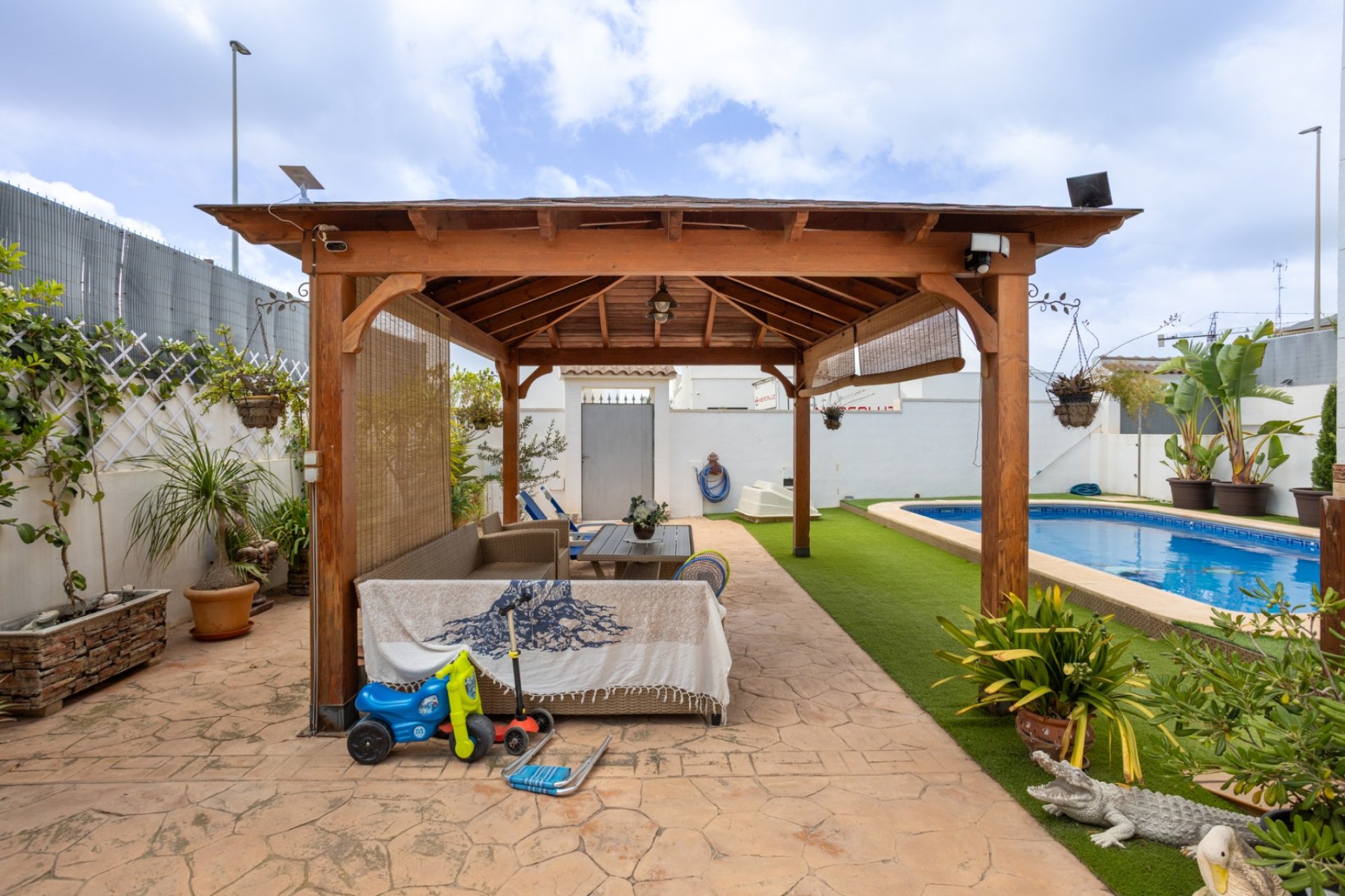 Herverkoop - Vrijstaande woning / Villa -
Los Montesinos - La Herrada