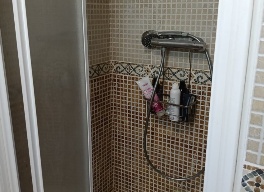 Herverkoop - Vrijstaande woning / Villa -
Los Montesinos - La Herrada