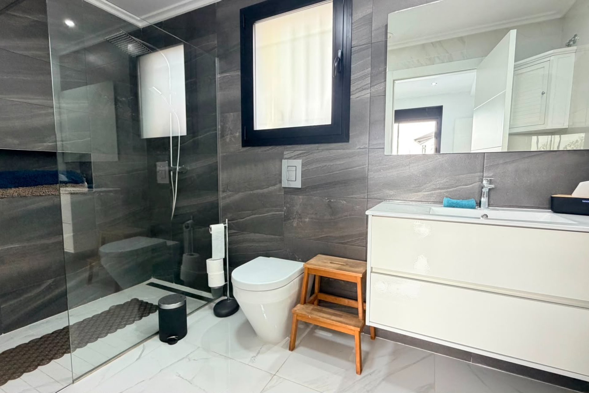Herverkoop - Vrijstaande woning / Villa -
Los Montesinos - La Herrada