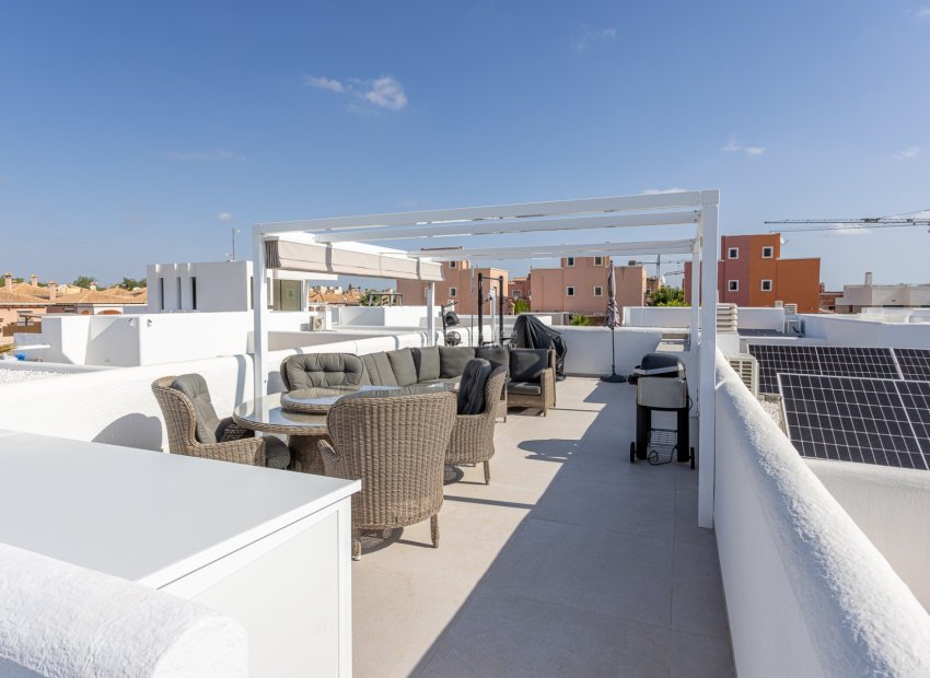 Herverkoop - Vrijstaande woning / Villa -
Los Montesinos - Los Montesinos - Urb. La Herrada