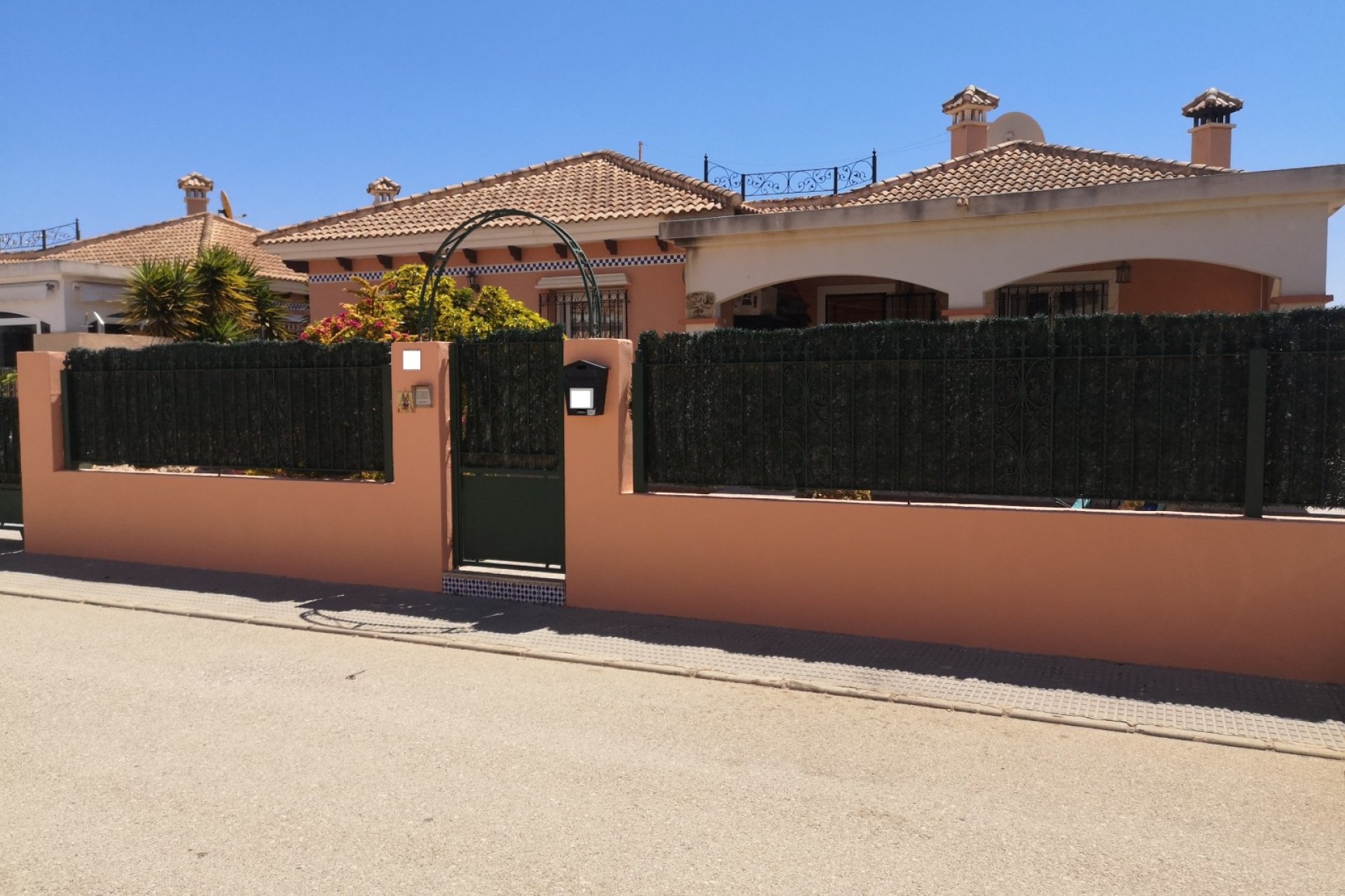 Herverkoop - Vrijstaande woning / Villa -
Los Montesinos - Los Montesinos - Urb. La Herrada