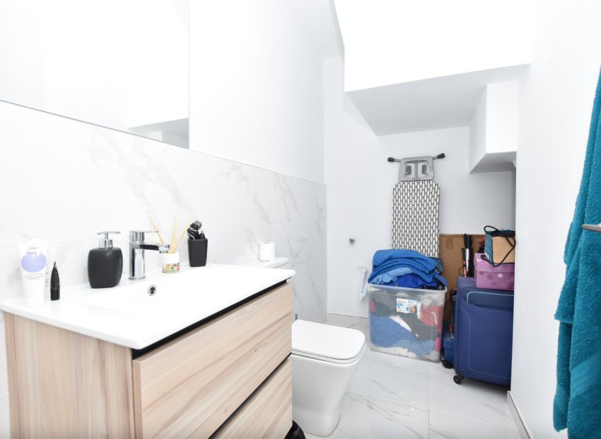 Herverkoop - Vrijstaande woning / Villa -
Los Montesinos