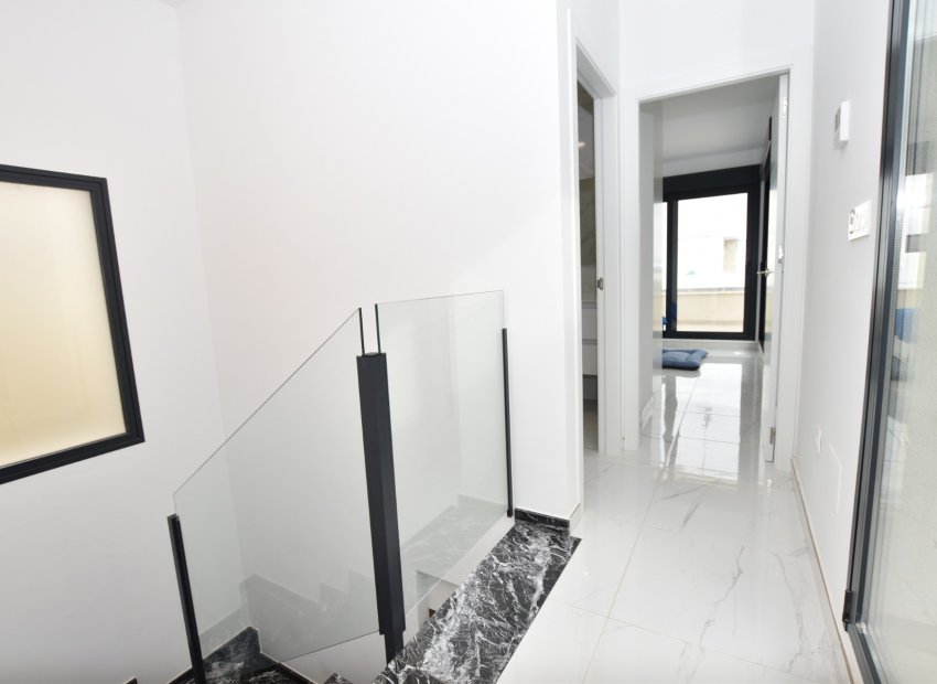Herverkoop - Vrijstaande woning / Villa -
Los Montesinos