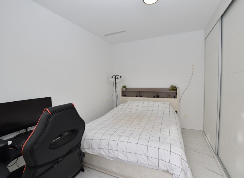 Herverkoop - Vrijstaande woning / Villa -
Los Montesinos