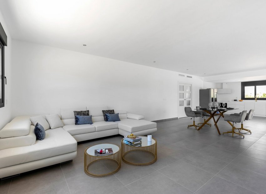 Herverkoop - Vrijstaande woning / Villa -
Macisvenda