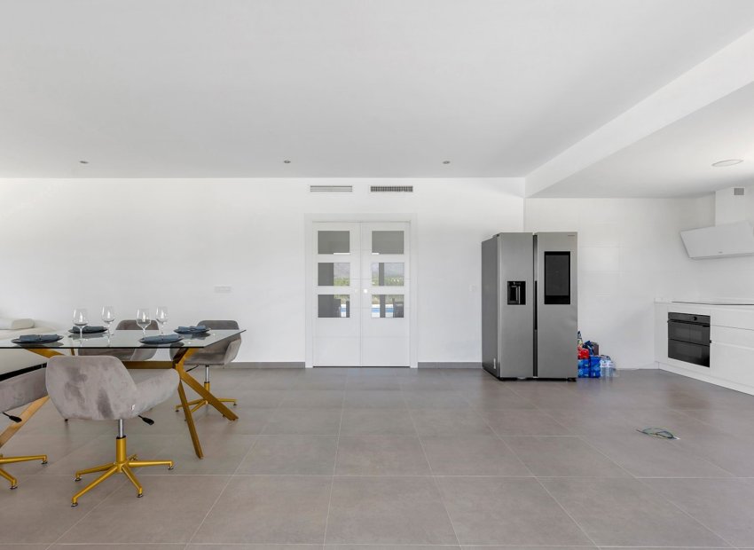 Herverkoop - Vrijstaande woning / Villa -
Macisvenda