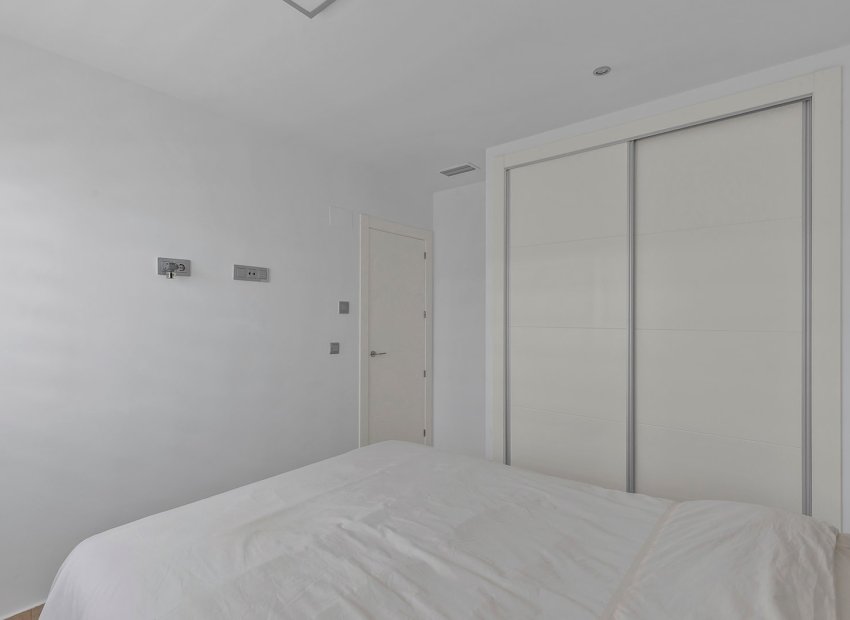 Herverkoop - Vrijstaande woning / Villa -
Orihuela Costa - Entre Naranjos Vistabella Golf