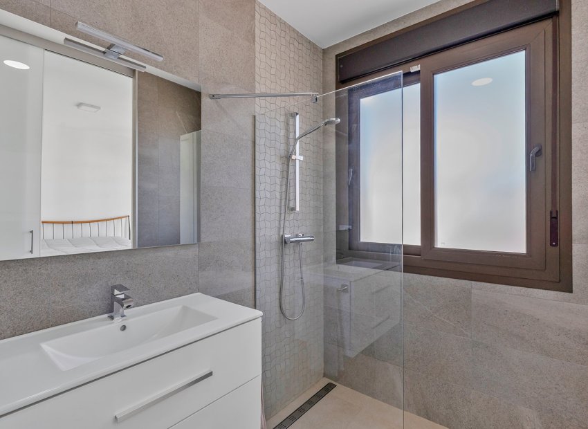 Herverkoop - Vrijstaande woning / Villa -
Orihuela Costa - Entre Naranjos Vistabella Golf