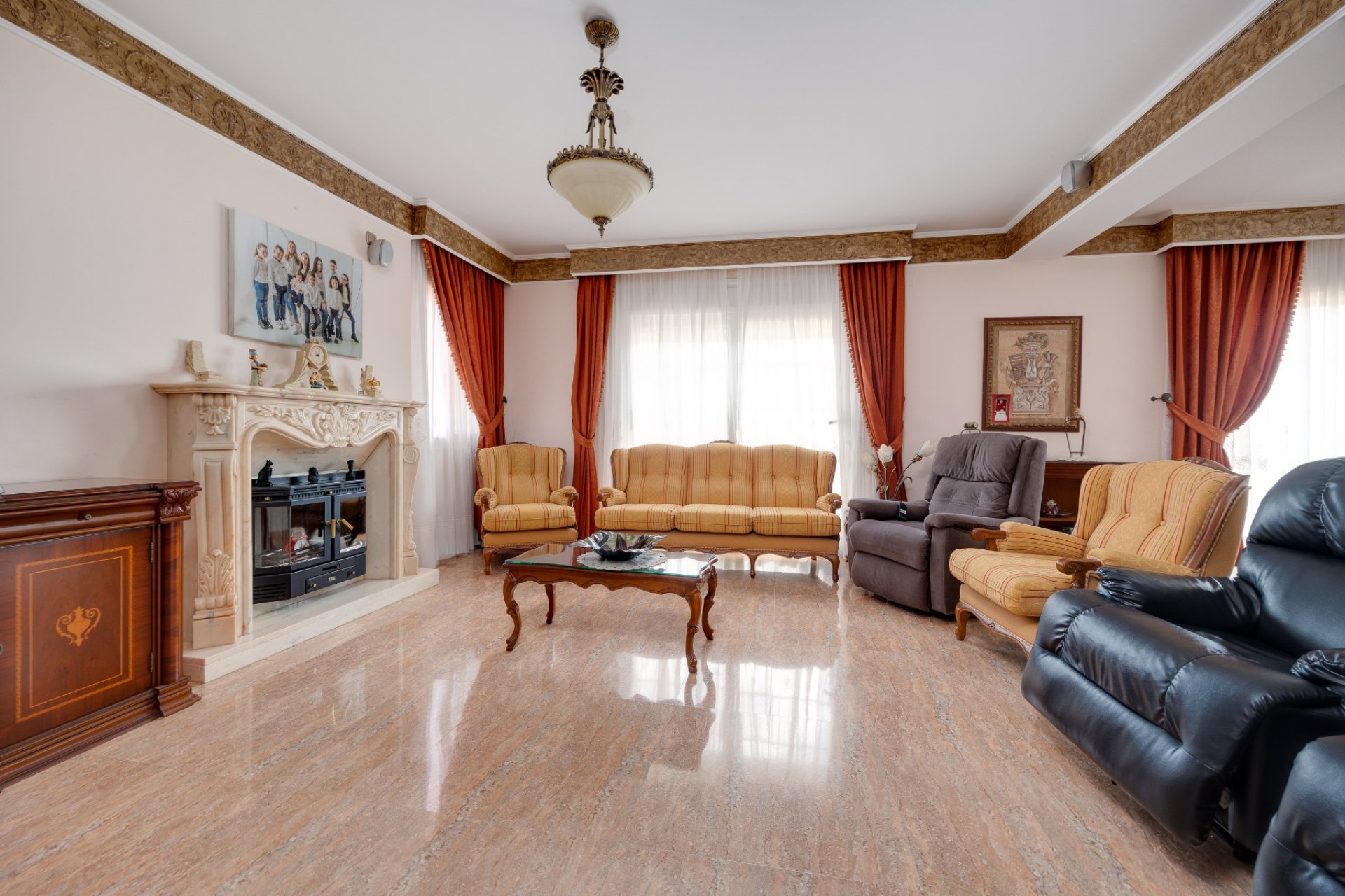 Herverkoop - Vrijstaande woning / Villa -
Orihuela Costa - Orihuela