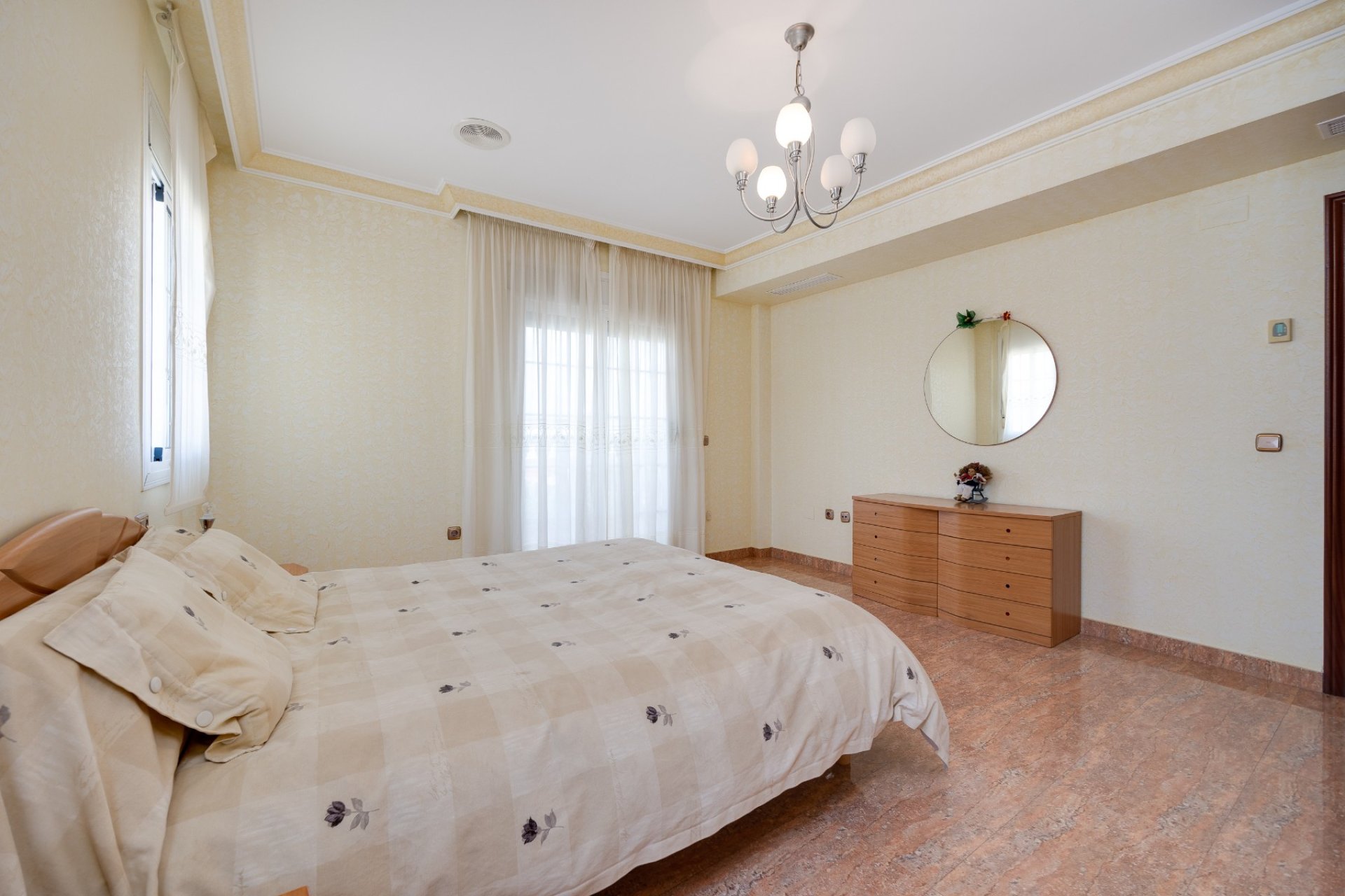 Herverkoop - Vrijstaande woning / Villa -
Orihuela Costa - Orihuela