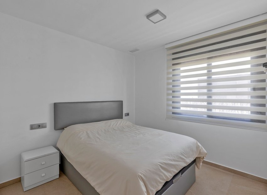 Herverkoop - Vrijstaande woning / Villa -
Orihuela Costa - Vistabella Golf