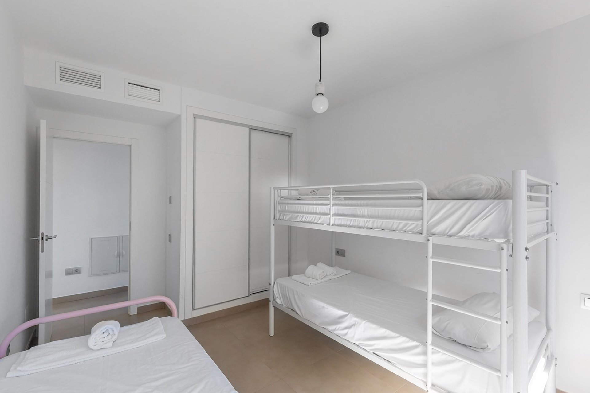 Herverkoop - Vrijstaande woning / Villa -
Orihuela - Entre Naranjos Vistabella Golf