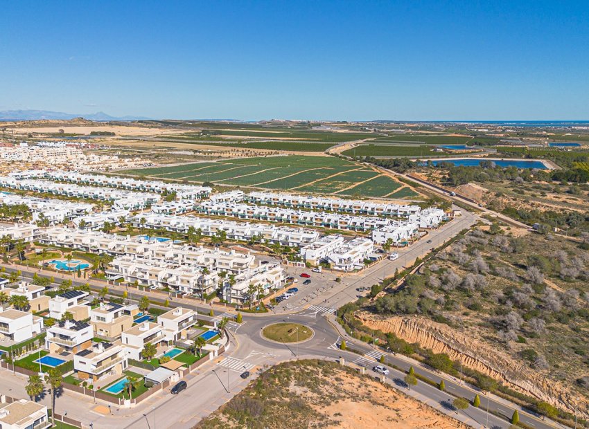 Herverkoop - Vrijstaande woning / Villa -
Orihuela - Entre Naranjos Vistabella Golf