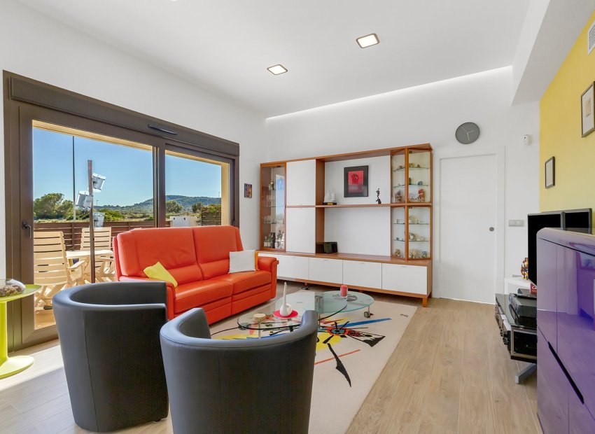 Herverkoop - Vrijstaande woning / Villa -
Orihuela - Vistabella Golf