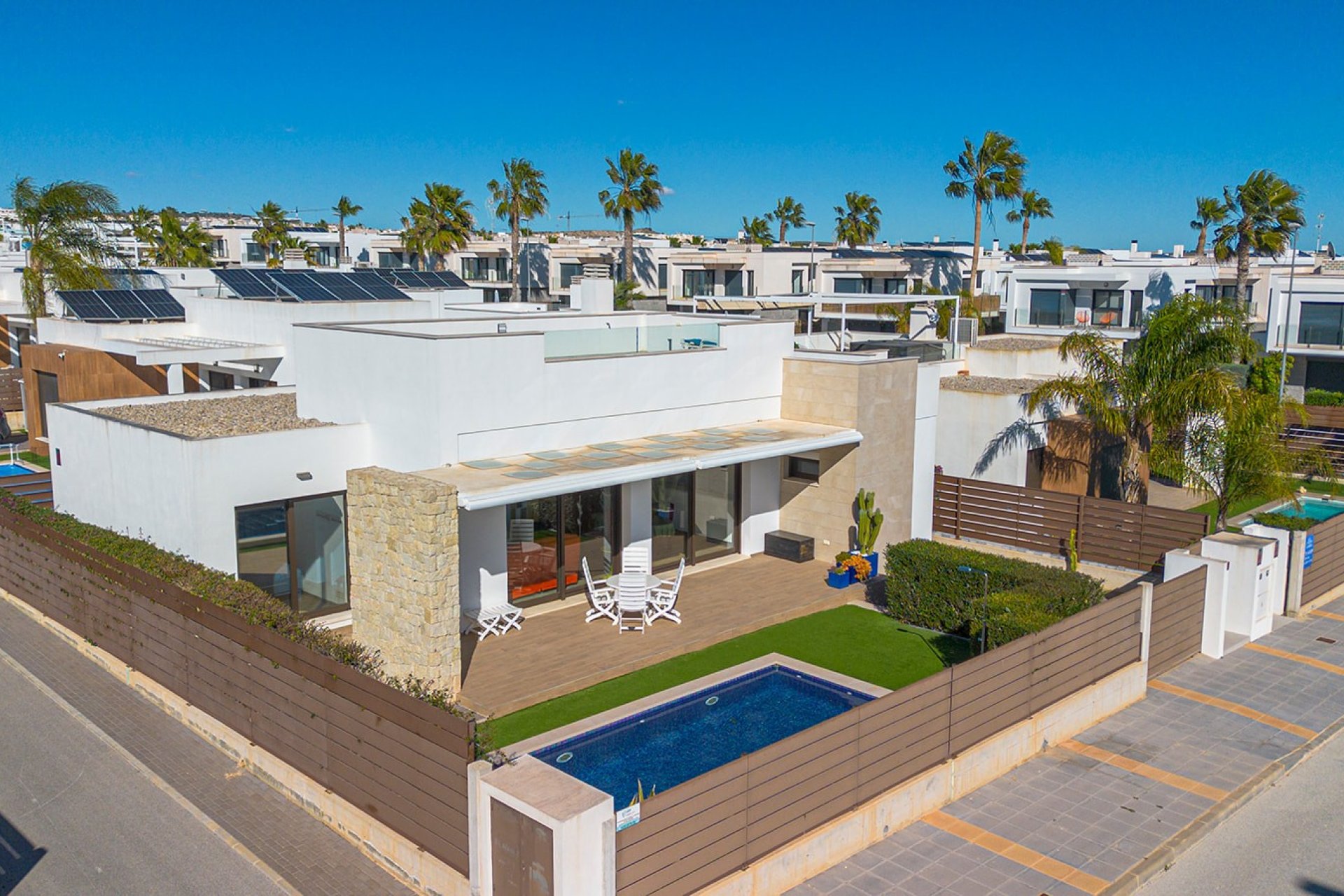 Herverkoop - Vrijstaande woning / Villa -
Orihuela - Vistabella Golf