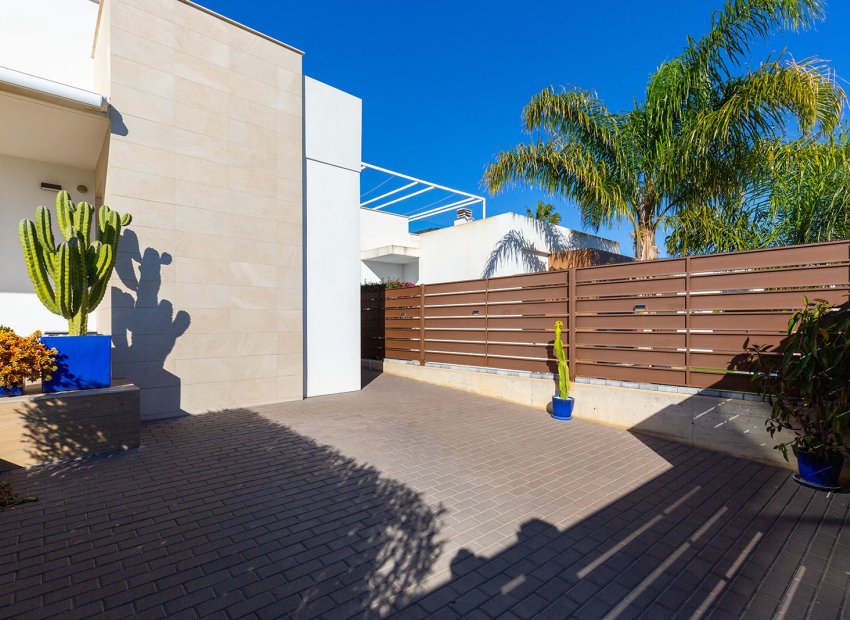 Herverkoop - Vrijstaande woning / Villa -
Orihuela - Vistabella Golf