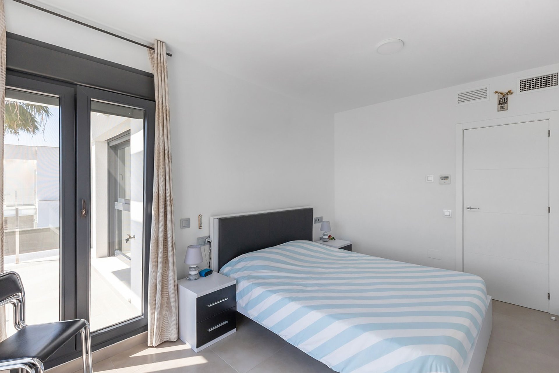 Herverkoop - Vrijstaande woning / Villa -
Orihuela - Vistabella Golf