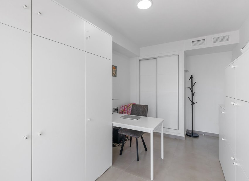 Herverkoop - Vrijstaande woning / Villa -
Orihuela - Vistabella Golf