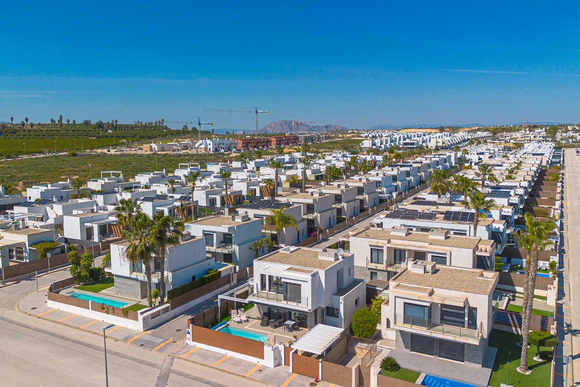 Herverkoop - Vrijstaande woning / Villa -
Orihuela - Vistabella Golf