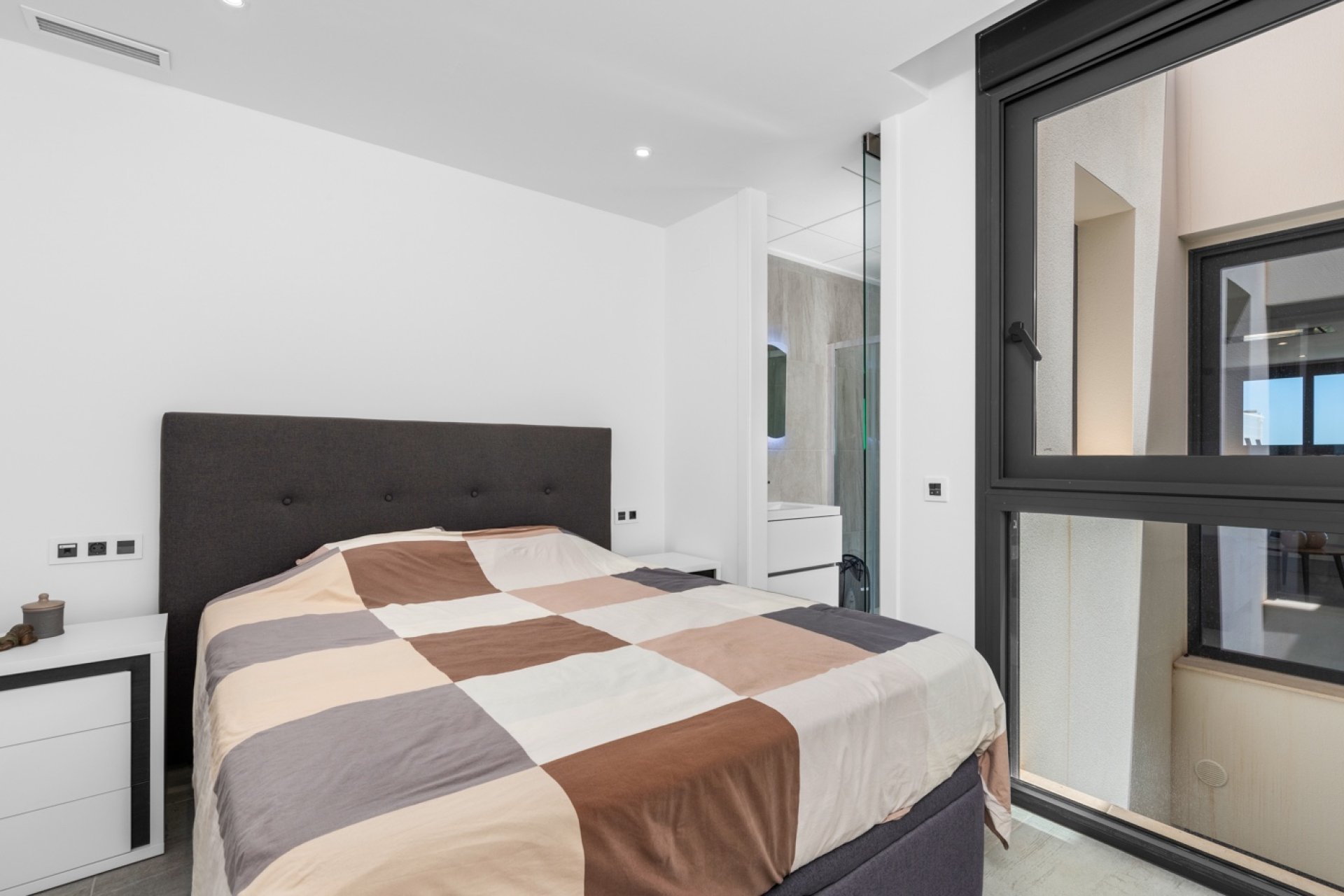 Herverkoop - Vrijstaande woning / Villa -
San Miguel de Salinas - Costa Blanca South